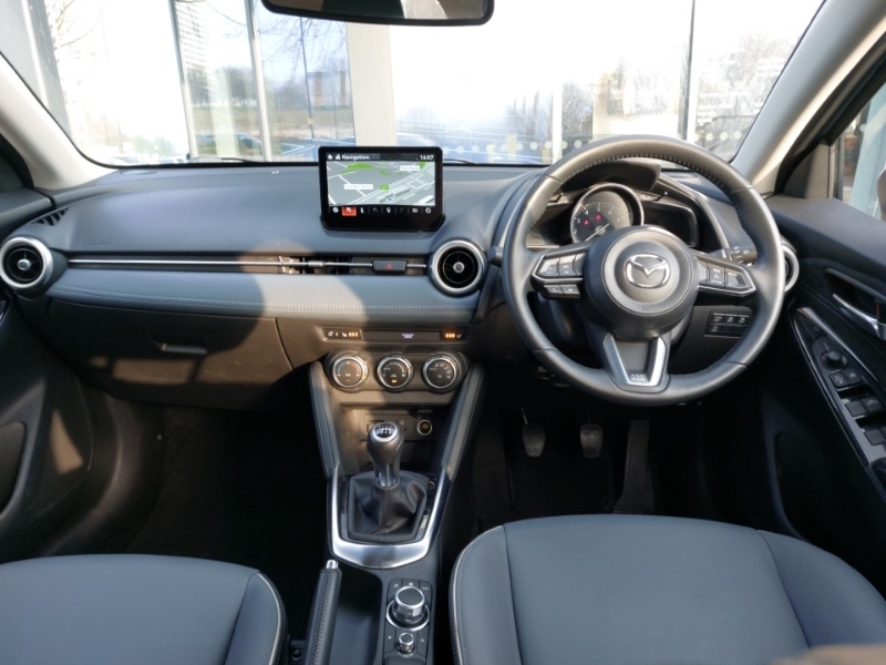 Used Mazda Mazda2 2022 for sale - 77938821: Photo 2