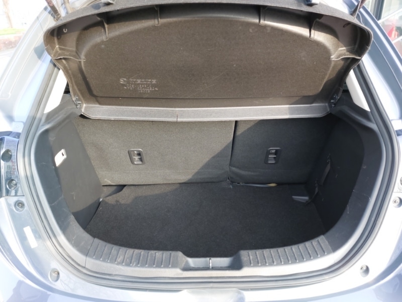 Used Mazda Mazda2 2022 for sale - 77938821: Photo 8