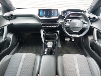 Used Peugeot 2008 2023 for sale - 77875972: Photo