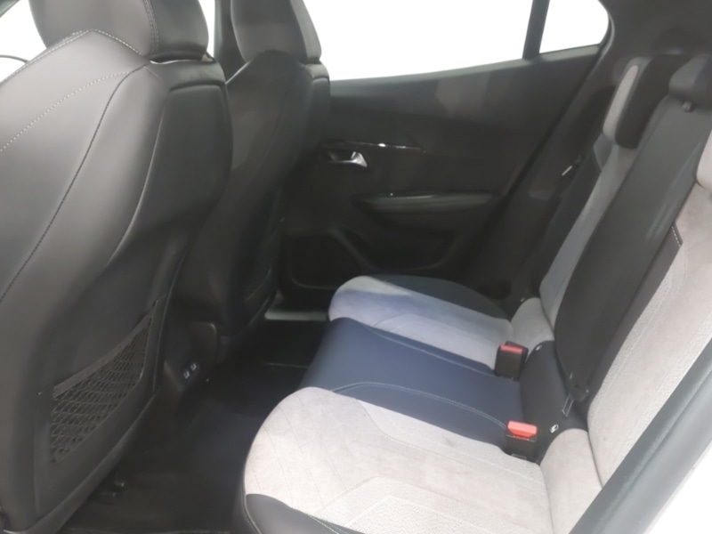 Used Peugeot 2008 2021 for sale - 77767748: Photo 6