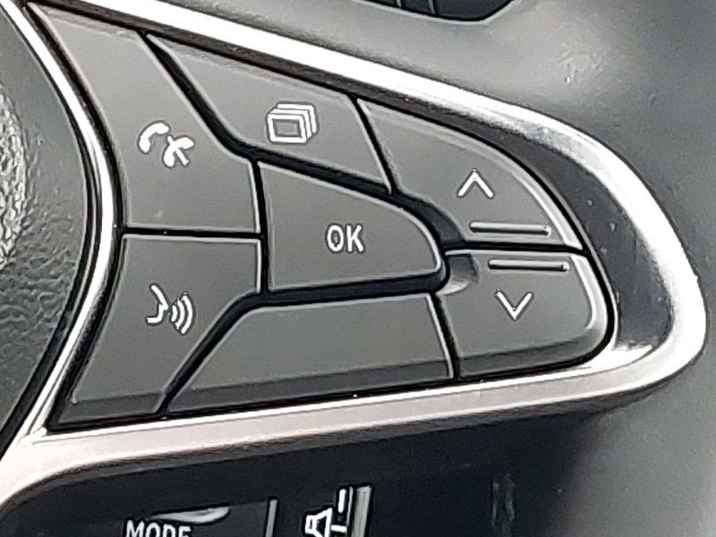 Used Renault Clio 2024 for sale - 77923802: Photo 11