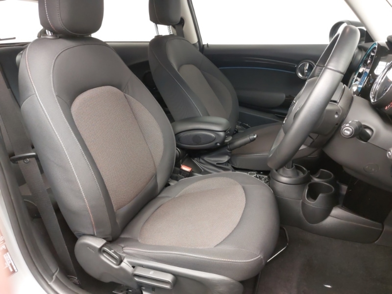 Used MINI Cooper 2023 for sale - 77924578: Photo 11