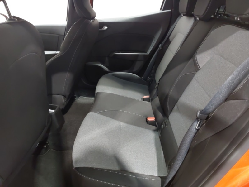 Used Renault Clio 2025 for sale - 76683220: Photo 6