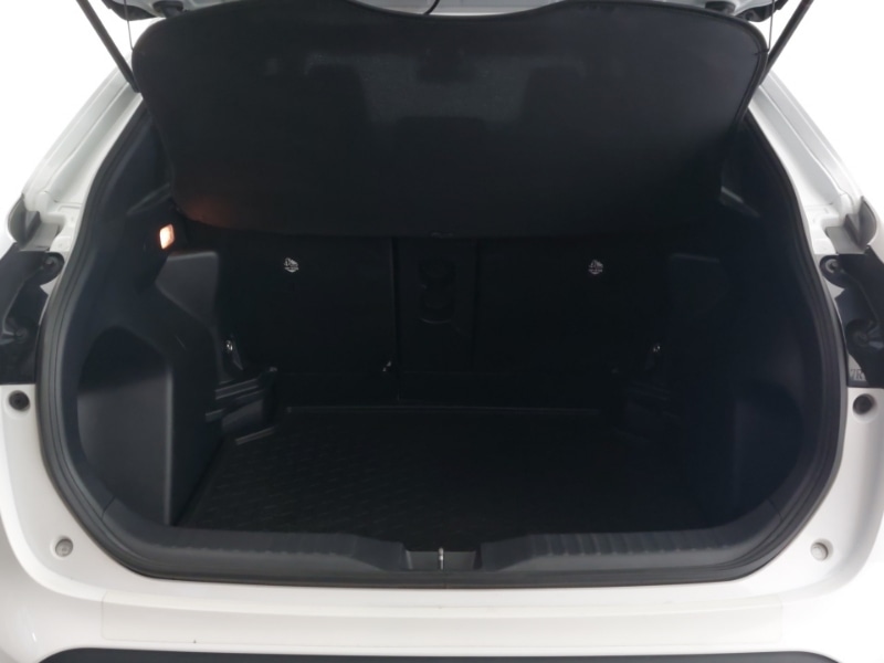 Used Toyota Yaris Cross 2022 for sale - 76880695: Photo 8