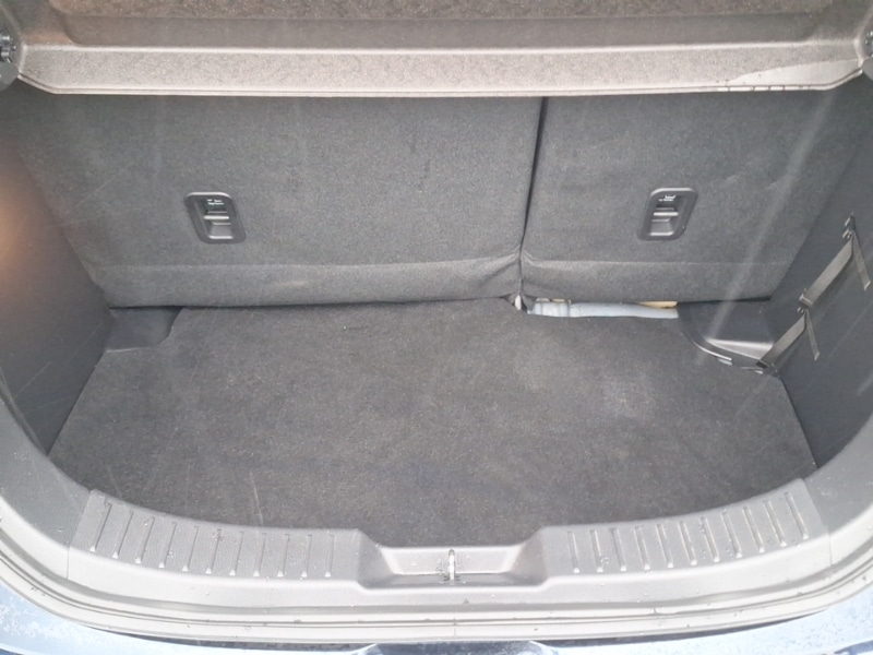 Used Mazda Mazda2 2022 for sale - 76165435: Photo 8