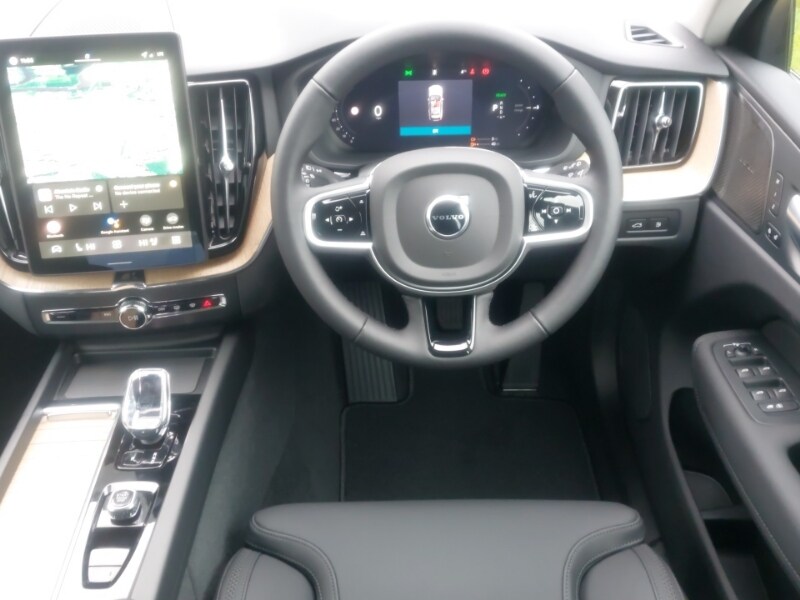 Used Volvo XC60 2025 for sale - 77874989: Photo 7