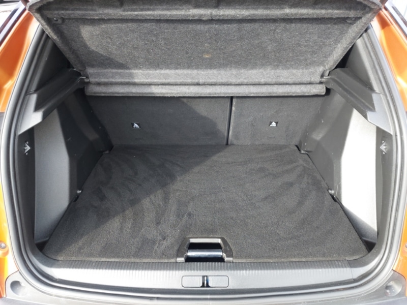 Used Peugeot 2008 2023 for sale - 76426974: Photo 8