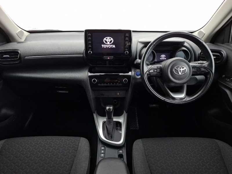 Used Toyota Yaris Cross 2022 for sale - 77265999: Photo 2