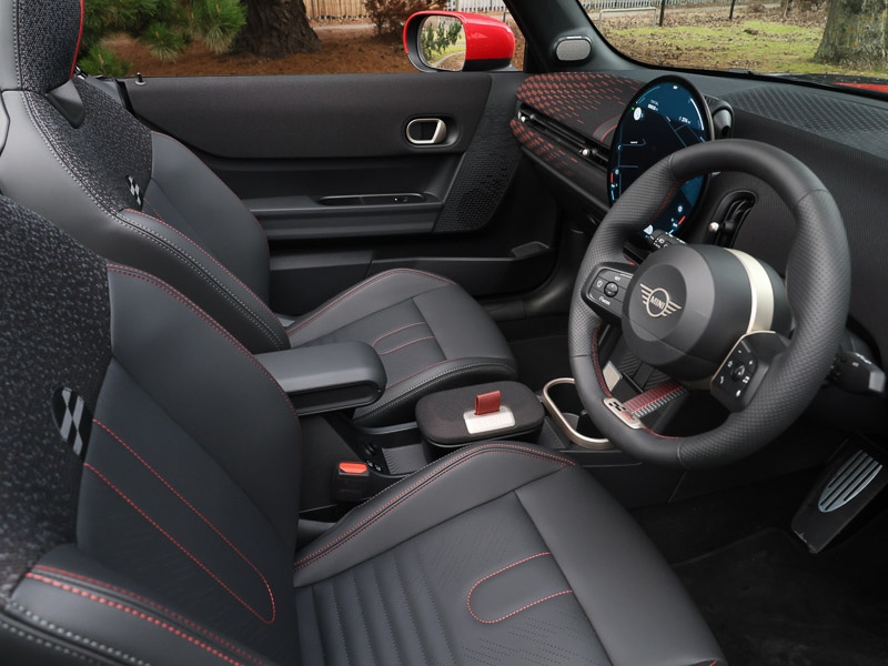 Used MINI Cooper 2025 for sale - 77358136: Photo 6