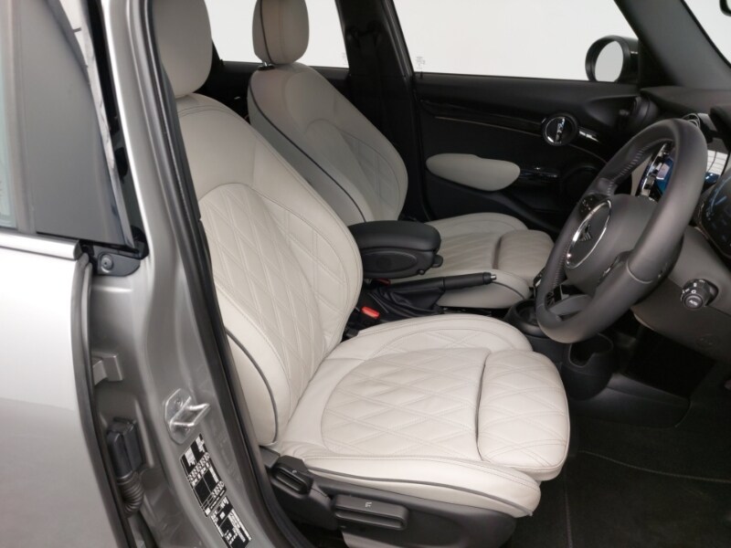 Used MINI Cooper 2023 for sale - 77924552: Photo 11