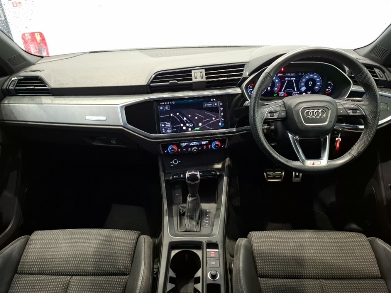 Used Audi Q3 2022 for sale - 77347807: Photo 2