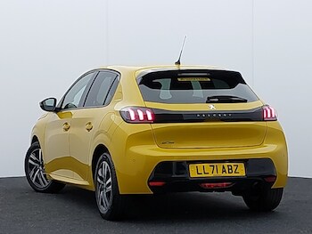 Used Peugeot 208 2021 for sale - 77439085: Photo