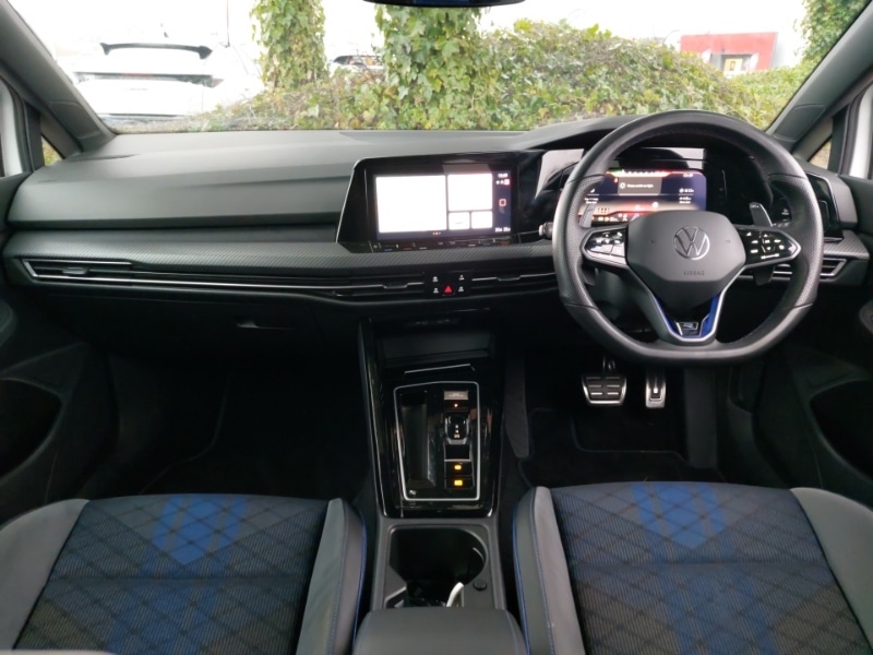 Used Volkswagen Golf 2024 for sale - 77311882: Photo 2