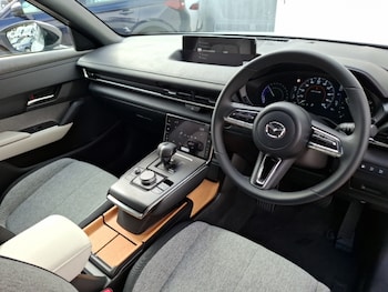 Used Mazda CX-30 2025 for sale - 75618168: Photo
