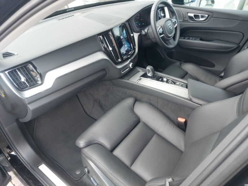 Used Volvo XC60 2022 for sale - 76920914: Photo 5