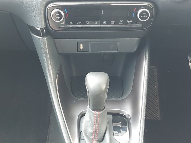 Used Toyota Yaris 2022 for sale - 77876807: Photo 11