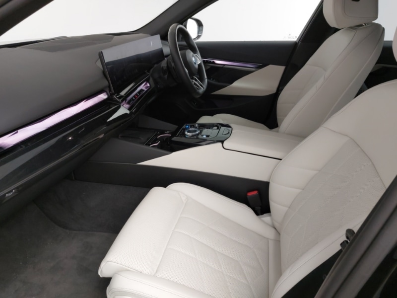 Used BMW i5 2025 for sale - 76817371: Photo 7