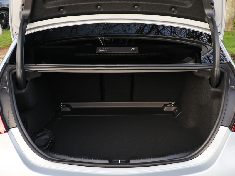 Used Mercedes-Benz C Class 2025 for sale - 76987470: Photo 8