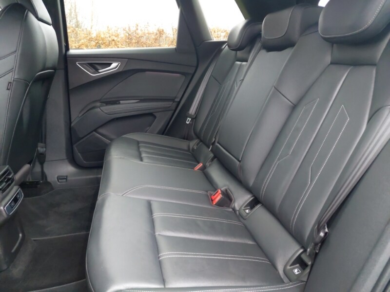 Used Audi Q4 e-tron 2024 for sale - 77580847: Photo 6