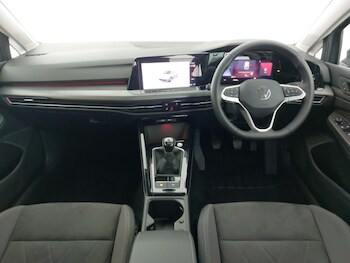 Used Volkswagen Golf 2023 for sale - 77569390: Photo