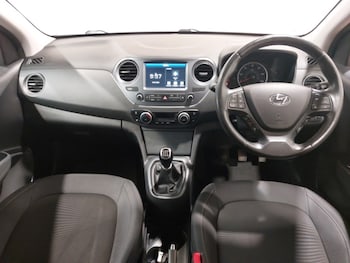 Used Hyundai i10 2019 for sale - 75546838: Photo