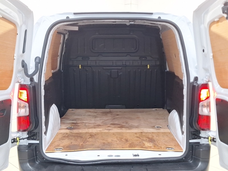 Used Vauxhall Combo 2024 for sale - 76907533: Photo 8