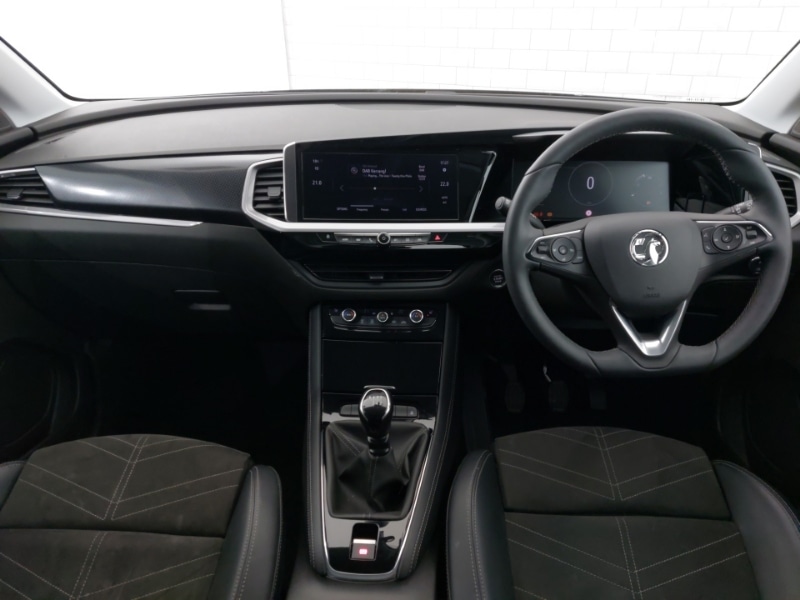Used Vauxhall Grandland 2024 for sale - 77325643: Photo 2