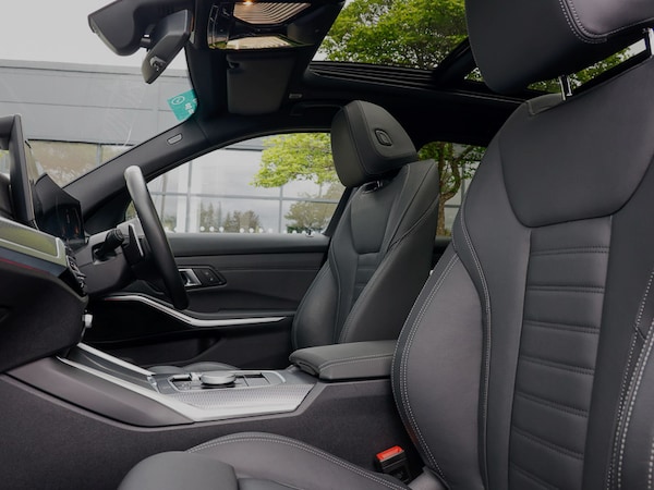 Used BMW 3 Series 2024 for sale - 76233290: Photo 7