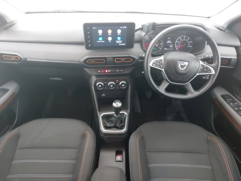 Used Dacia Sandero Stepway 2022 for sale - 77166381: Photo 2