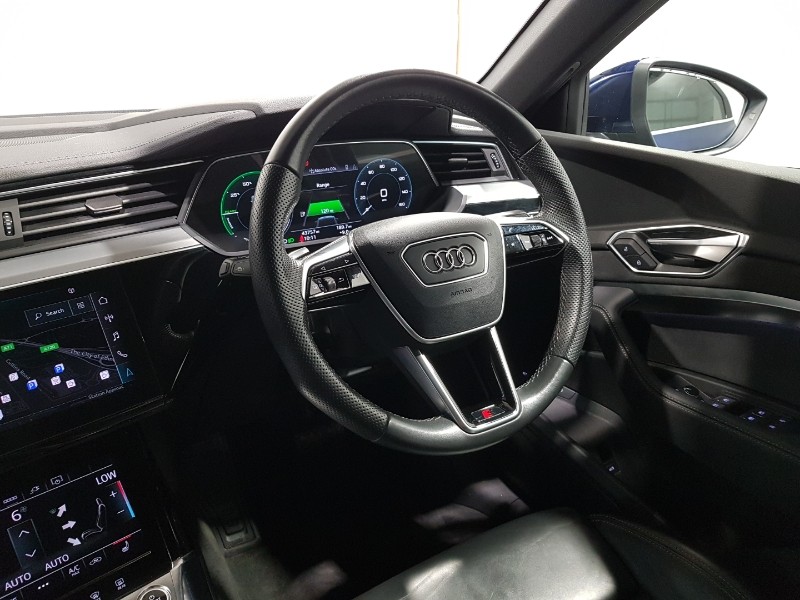 Used Audi e-tron 2022 for sale - 77767823: Photo 10