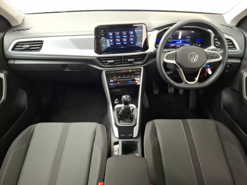 Used Volkswagen T-Roc 2023 for sale - 76526267: Photo 2