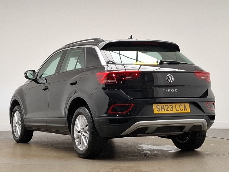 Used Volkswagen T-Roc 2023 for sale - 76526267: Photo 3