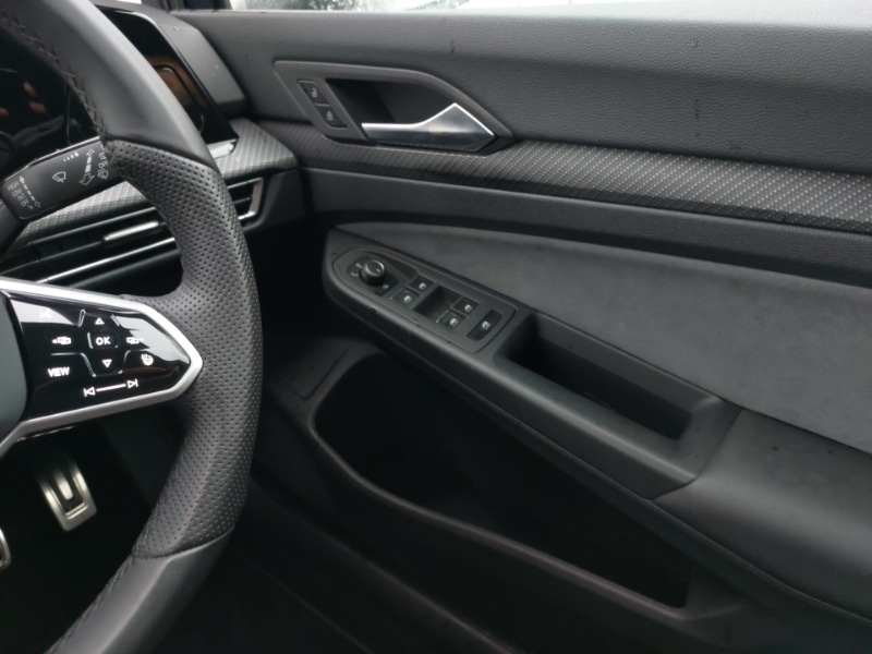 Used Volkswagen Golf 2024 for sale - 76764875: Photo 11