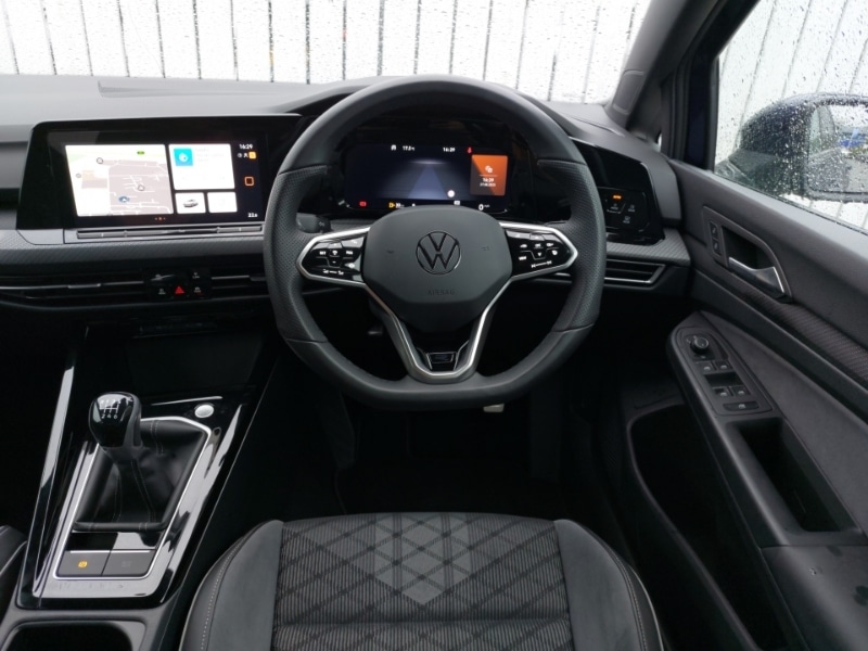 Used Volkswagen Golf 2024 for sale - 76764875: Photo 5