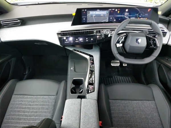 Used Peugeot 3008 2025 for sale - 76254277: Photo 2