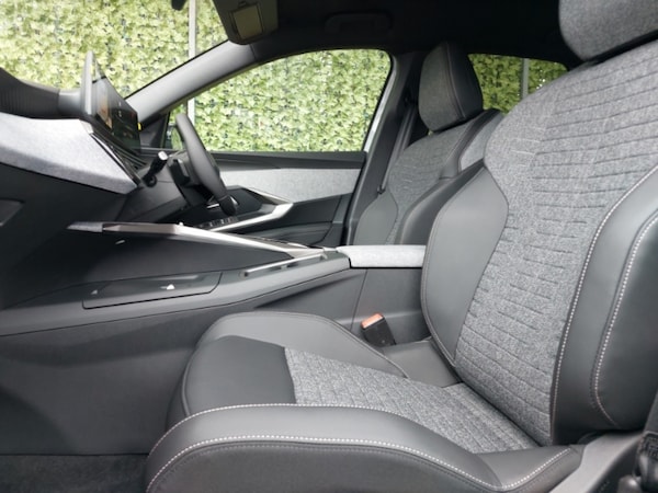 Used Peugeot 3008 2025 for sale - 76254277: Photo 5