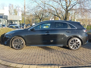 Used Kia Ceed 2021 for sale - 76578943: Photo