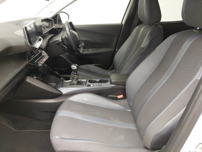 Used Peugeot 2008 2020 for sale - 76799796: Photo 5