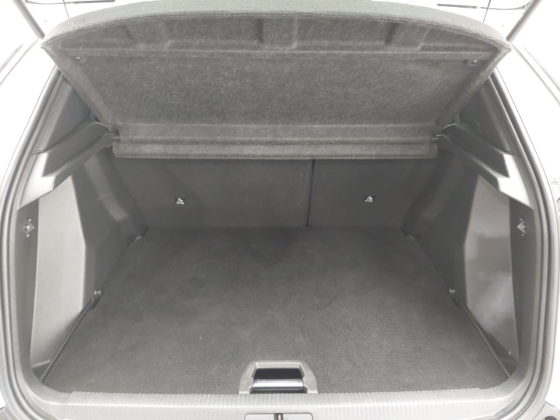 Used Peugeot 2008 2020 for sale - 76799796: Photo 8