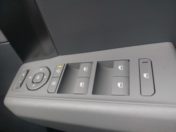 Used Kia EV3 2025 for sale - 76135740: Photo 12