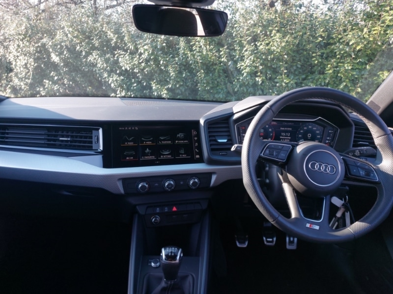 Used Audi A1 2023 for sale - 77752640: Photo 2