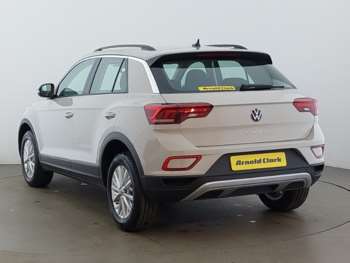 Used Volkswagen T-Roc 2024 for sale - 75055585: Photo