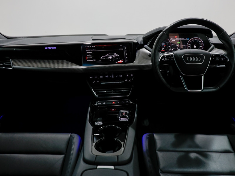 Used Audi e-tron GT 2022 for sale - 77556579: Photo 2