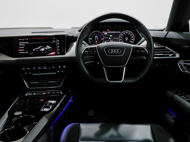 Used Audi e-tron GT 2022 for sale - 77556579: Photo 7