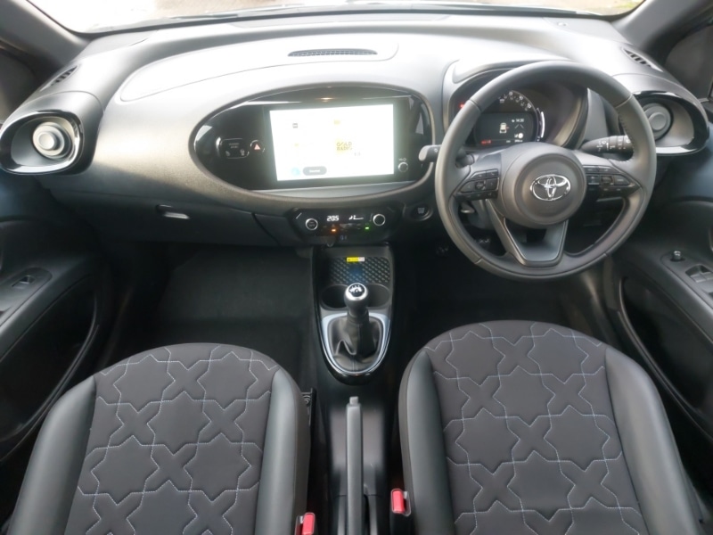 Used Toyota Aygo X 2024 for sale - 77380383: Photo 2