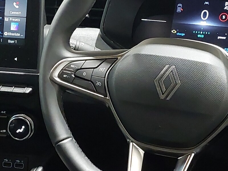 Used Renault Clio 2025 for sale - 77150902: Photo 11