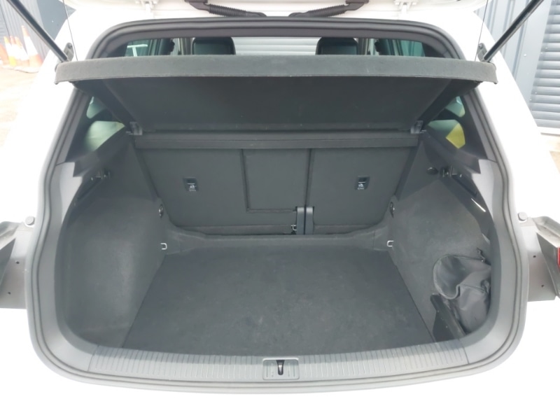 Used Volkswagen Tiguan 2023 for sale - 77800122: Photo 8