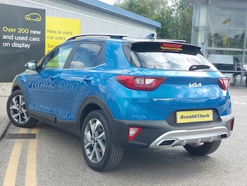 Used Kia Stonic 2022 for sale - 75914075: Photo