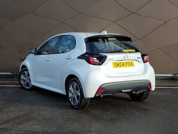Used Mazda Mazda2 HYBRID 2024 for sale - 77395552: Photo