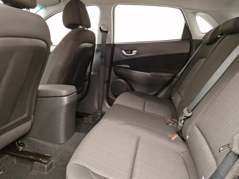 Used Hyundai KONA 2022 for sale - 77732170: Photo 6